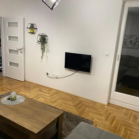Apartman Magnolia Grey * Pale